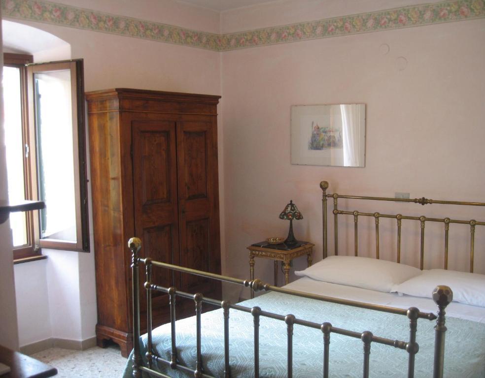 Locanda Restel De Fer ريفا ديل غاردا الغرفة الصورة