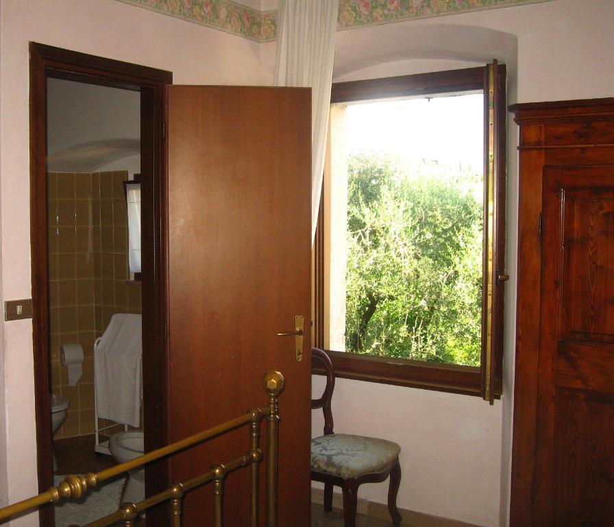 Locanda Restel De Fer ريفا ديل غاردا الغرفة الصورة