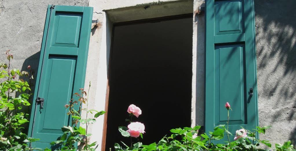 Locanda Restel De Fer ريفا ديل غاردا المظهر الخارجي الصورة